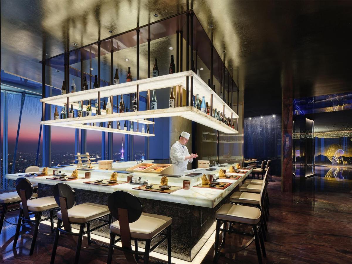 J Hotel, Shanghai Tower - Above All Else, Overlooking The Bund Exterior photo